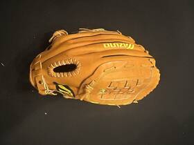 Mz1316 Mizuno Softball Glove - 13 Inch