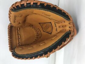 Cmw2520 New All-star 33.5 Inch Fastpitch Catchers Mitt Black Tan Rht