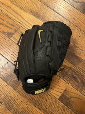 Nike 193153876490 Hyperdiamond Edge Fielding Glove Softball Right Hand Throw 12.5 Inch - New