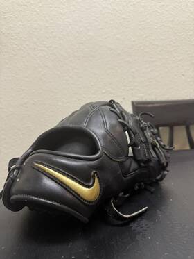 Nike 887791119209 Alpha Huarrache Elite Baseball Glove 11.25 Inch