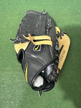 Kaos-1008 Nike Kaos 1008 Rht Youth Baseball Glove Mitt 10 Inch Black Kaos-1008 Nike Kaos 1008 Rht Youth Baseball Glove Mitt 10 Inch Black