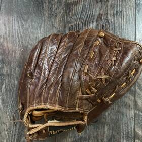 Amg-100-k Nokona 11 Inch Top Grain Kangaroo Leather Baseball Glove Right Hand Throw