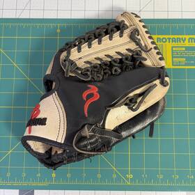 Nkk1151 Nokona Khrome 11.5 Inch Baseball Glove Rht Black/tan Kona Leather