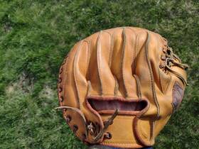 Scm52 Nokona 32 Inch Vintage Baseball Softball Catchers Mitt Rht