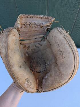 S2193 Olympic Vtg Leather Catchers Mitt Model Baseball Glove Ez Catch Pocket