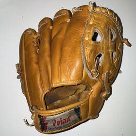 37105 Primo Sporting Goods Rawhide Lace Baseball Mitt Left Hand 37105 Primo Sporting Goods Rawhide Lace Baseball Mitt Left Hand
