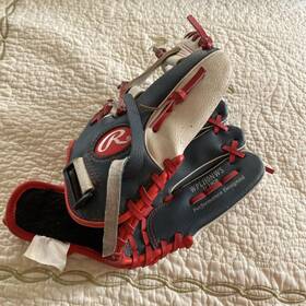 Rawlings 083321229718 Youth Baseball Glove-right Hand Throw Basket Web Players Series. 11 Inch Rawlings 083321229718 Youth Baseball Glove-right Hand Throw Basket Web Players Series. 11 Inch