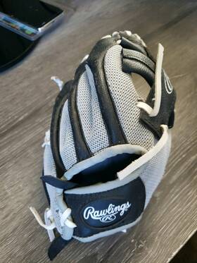 Pl85bsm Rawlings 083321233081 8.5 Inch Players Series Baseball Glove Right Hand Throw Pl85bsm Rawlings 083321233081 8.5 Inch Players Series Baseball Glove Right Hand Throw