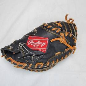 Rawlings 083321558948 Lite Toe Rcmllbt Catchers Mitt Baseball Glove Black Rht Rawlings 083321558948 Lite Toe Rcmllbt Catchers Mitt Baseball Glove Black Rht