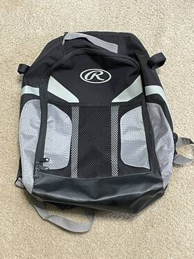 Rawlings 083321669347 The Mark Of A Pro Youth Backpack 2 Bat And Hanging Hook Black Gray Rawlings 083321669347 The Mark Of A Pro Youth Backpack 2 Bat And Hanging Hook Black Gray