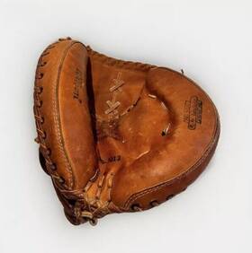80-3013 Rawlings Vintage Wilson Baseball Glove Catchers Mitt Steerhide Rht Read