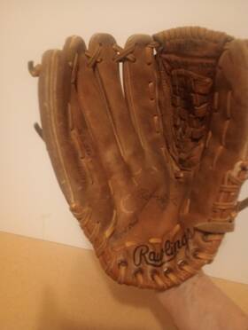 8526 Rawlings 8525 Fastback Robin Yount Glove Basket Web Design 8526 Rawlings 8525 Fastback Robin Yount Glove Basket Web Design