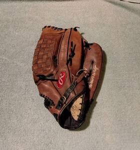 Bb135bf Rawlings 13 1/2 Inch Baseball Glove Left Hand