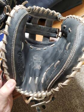 Cm33fp-24bg Rawlings Heart Of The Hide 33 In Fastpitch Softball Catcher Mitt Cm33fp-24bg Rawlings Heart Of The Hide 33 In Fastpitch Softball Catcher Mitt