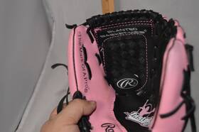 Erba5 Rawlings Girls Fast Pitch Softball Glove - 10 Inch Pl10bpm Pink/black Erba5 Rawlings Girls Fast Pitch Softball Glove - 10 Inch Pl10bpm Pink/black
