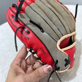 Esb02 Rawlings Kids Red Players Series Baseball Glove Left Handed Leather 10 Inch