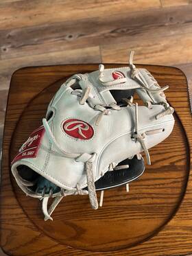 Gxle204-2nw Rawlings G115gb Gamer Xle Perfectly Broken In 11.5 Inch Baseball Glove Right Gxle204-2nw Rawlings G115gb Gamer Xle Perfectly Broken In 11.5 Inch Baseball Glove Right