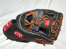 G314-2b Rawlings 11.5 Inch Baseball Glove-very Nice