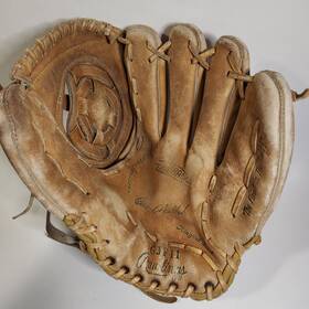 Gjf11 Rawlings Vintage Fastback 10 Inch Baseball Glove - Rht Bill Madlock Model