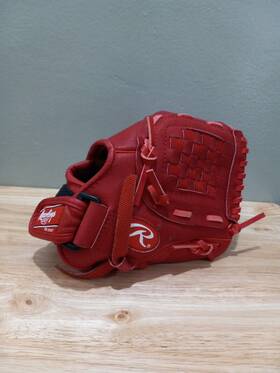 H105s Rawlings Youth Red Baseball Glove 10 1/2 Inch Right Hand Thrower Highlight Ser