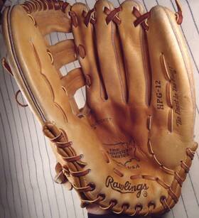 Hpg-12 Rawlings Nice The American Series 12.5 Inch Usa Rh Baseball Glove Still Stiff
