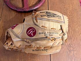 Gj29 Rawlings Jg29 Bellows Web Larry Bowa Baseball Softball Glove Right Hand Throw Gj29 Rawlings Jg29 Bellows Web Larry Bowa Baseball Softball Glove Right Hand Throw