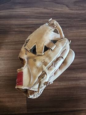 Km10 Rawlings Baseball Softball 12 Inch Glove Rht. Big Wheel. Made In Usa Km10 Rawlings Baseball Softball 12 Inch Glove Rht. Big Wheel. Made In Usa