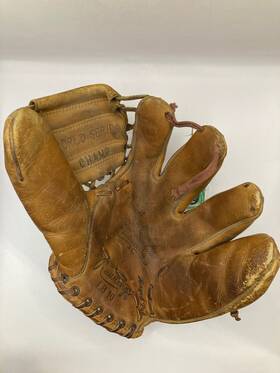 Lb10 Rawlings Vintage 1950s-1960s Lew Burdette Leather Rht Baseball Glove Lb10 Rawlings Vintage 1950s-1960s Lew Burdette Leather Rht Baseball Glove