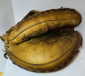 Mj50 Rawlings Ray Fosse Catchers Mitt Rht Baseball Glove Mlb Professional Model