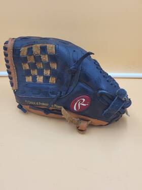 Pl-97 Rawlings Left Handed Derek Jeter Baseball Glove 11 1/2 Inch Good Condition Pl-97 Rawlings Left Handed Derek Jeter Baseball Glove 11 1/2 Inch Good Condition