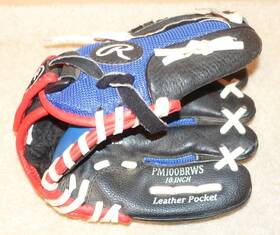 Pm100brws Rawlings Youth T-ball Baseball Glove 10 Inch Right Hand Thrower Mitt Pm100brws Rawlings Youth T-ball Baseball Glove 10 Inch Right Hand Thrower Mitt