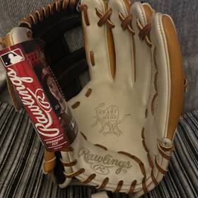 Pro934-13cbt Rawlings Pro934-13ctb New Heart Of The Hide/gold Glove 11.5 Inch Rht/ With Tags Pro934-13cbt Rawlings Pro934-13ctb New Heart Of The Hide/gold Glove 11.5 Inch Rht/ With Tags