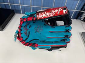 Pror204-2te Rawlings New Heart Of The Hide 204 11.5 Inch Rht Baseball Glove Teal/navy/red Pror204-2te Rawlings New Heart Of The Hide 204 11.5 Inch Rht Baseball Glove Teal/navy/red