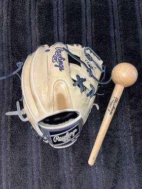 Pros204-2cn Rawlings Pro Preferred 11.5 Inch Navy/beige With Glove Mallet