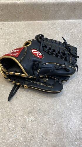 R9205-4bg Rawlings R9205-bg4 R9 Series 11.75 Inch Infield Or Pitchers Glove - R9205-4bg Rawlings R9205-bg4 R9 Series 11.75 Inch Infield Or Pitchers Glove -