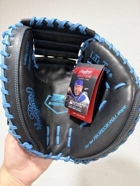 R9cm325b Rawlings R9 Series 32.5 Inch Leather Catchers Mitt Black Blue Mlb Padded R9cm325b Rawlings R9 Series 32.5 Inch Leather Catchers Mitt Black Blue Mlb Padded