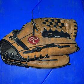 Rbg68 Rawlings Randy Johnson 12 Inch Left Handed Thrower Lht Baseball Glove