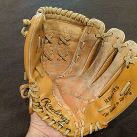 Rgb135 Rawlings 11 In Deep Pocket Rht Baseball Glove Right Hand Throw