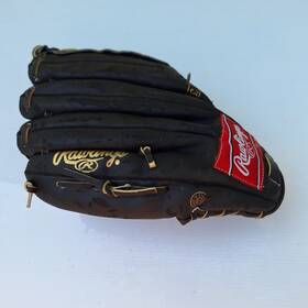 Rbg23b Rawlings Rgb22b 13 Inch Ken Griffey Jr. Baseball Glove Rht Black Leather Fastback Rbg23b Rawlings Rgb22b 13 Inch Ken Griffey Jr. Baseball Glove Rht Black Leather Fastback