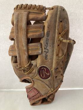 Rsg8 Rawlings Softball Glove Edge-u-cated Heel Deep Pocket R Hand Throw Rsg8 Rawlings Softball Glove Edge-u-cated Heel Deep Pocket R Hand Throw