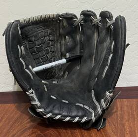 Sb1400 Rawlings Silverback 14 Inch Black Softball Glove Right Handed Thrower