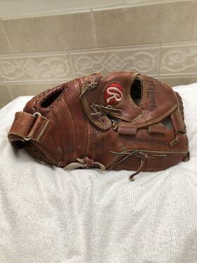 Sg68 Rawlings The Gripper 13 Inch Fully Broken In Baseball Softball Glove Right Thro