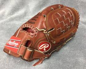 Sg72 Rawlings Rare Softball Glove Sg72. 13 Inch Rht. Spin Stopper Web