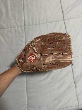 Sg97 Rawlings 11 Inch Softball Baseball Glove Rht Basket Web Deep Well Fast Back