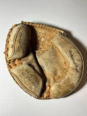 Sk-6816 Rawlings Vintage Custom Built Professional Model Catchers Mitt Sk-6816 Rawlings Vintage Custom Built Professional Model Catchers Mitt