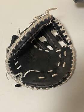 Rsocm325bw-3 Rawlings Sporting Goods Rsocm325bw-3/0 Shut Out Series Youth Softball Catchers Glove 32.5 Inch Black/white