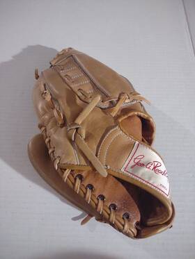 8120 Reach Geo. A. Co. #8120 Lht Super H Design / Px Tanned Leather With Cup Trap