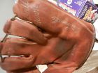 A2980 Red Glove Runnels Senators Usa Pete Baseball Sox Mitt Wilson Hawk Ball A2980 Red Glove Runnels Senators Usa Pete Baseball Sox Mitt Wilson Hawk Ball