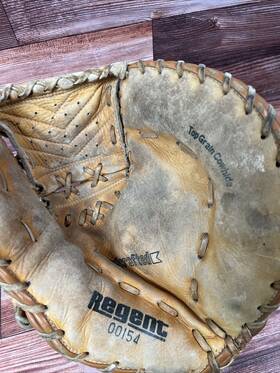 00154 Regent Vintage Leather Handcrafted Baseball Glove Classic Model Left Hnd
