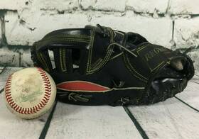 04415 Regent #04415 Sports Youth 10 Inch Left-hand Throw Baseball Glove Mitt And 5 Oz. Diamond Ball 04415 Regent #04415 Sports Youth 10 Inch Left-hand Throw Baseball Glove Mitt And 5 Oz. Diamond Ball